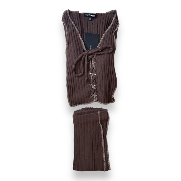 BROWN CONTRAST STITCHED LEGGING SET W/ CROPPED LACE UP FRONT · SIZE S · NWT - Picture 3 of 7